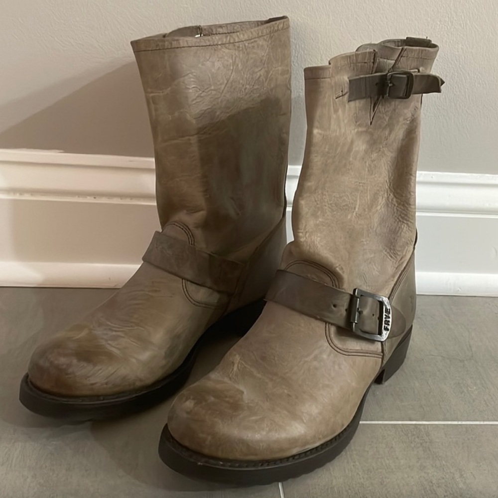 Frye Veronica Short Boot Taupe